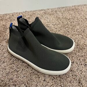 Rothy’s Chelsea Sneaker Boot Women's Size 6.5 in Moss Green